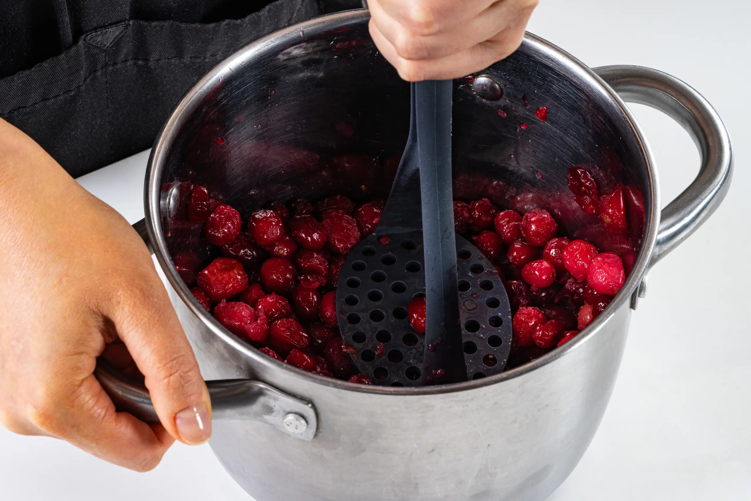 Шаг 2: Клюквенный соус для птицы