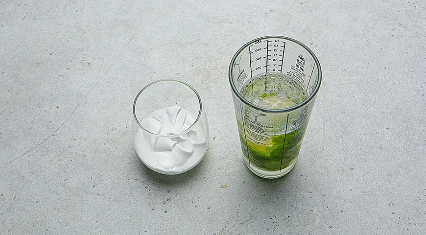 Коктейль «Снежный мохито»: шаг 2