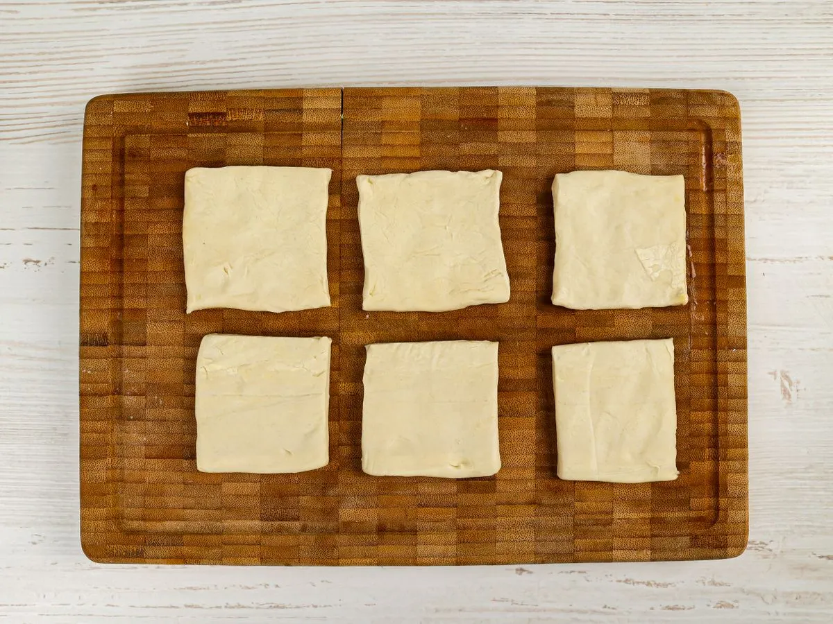 Шаг 2: Конвертики с малиной