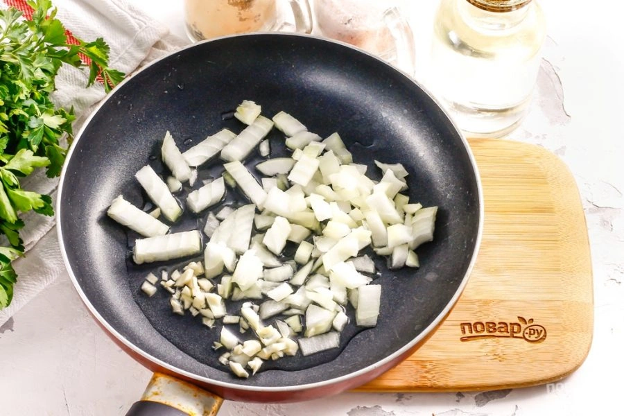 Шаг 2: Креветки в сливочночесночном соусе