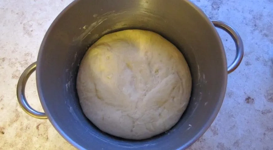 Кулич ленивый с зефирной шапочкой: шаг 2