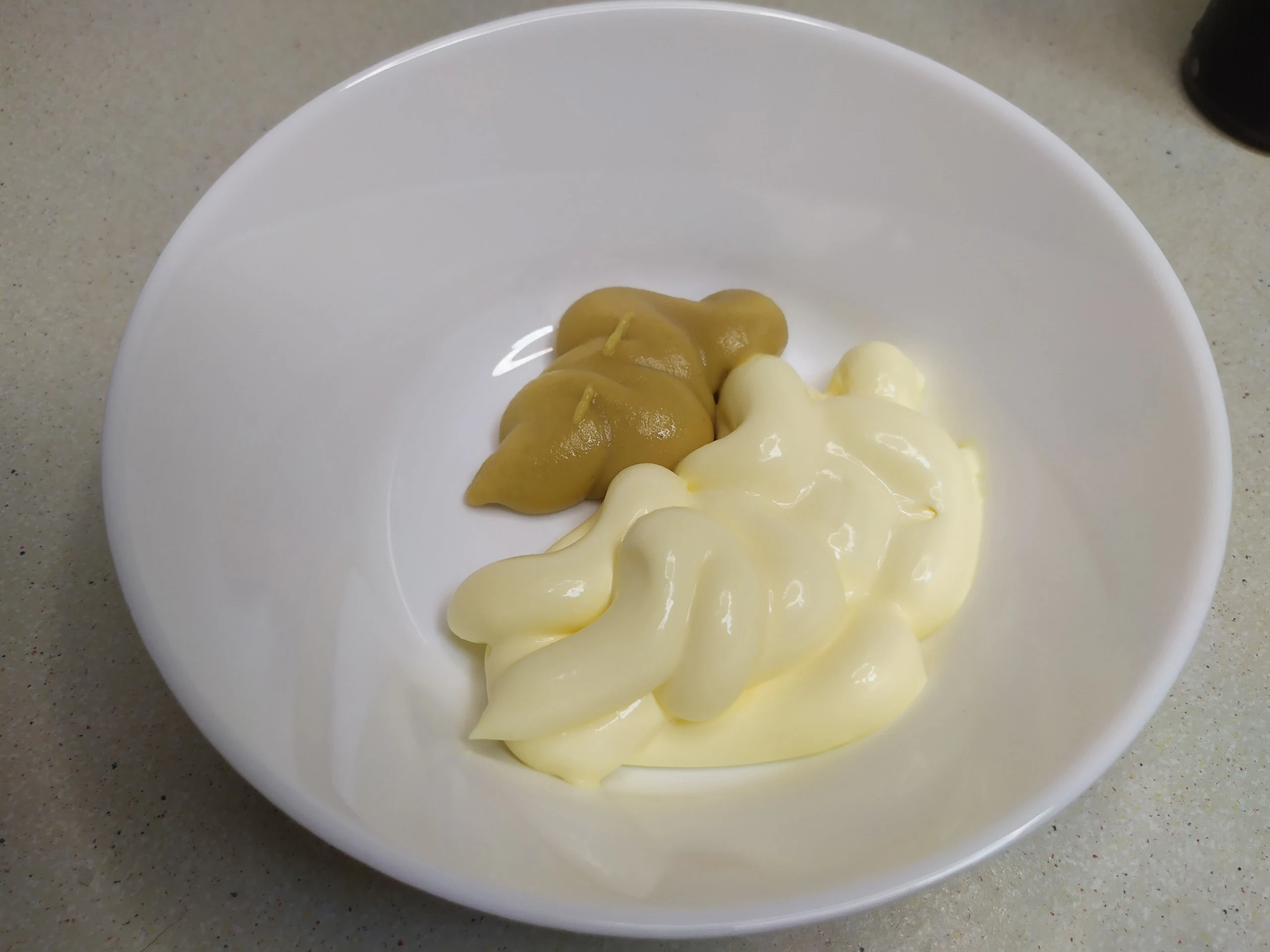 Шаг 2: Куриные бедра с горчицей