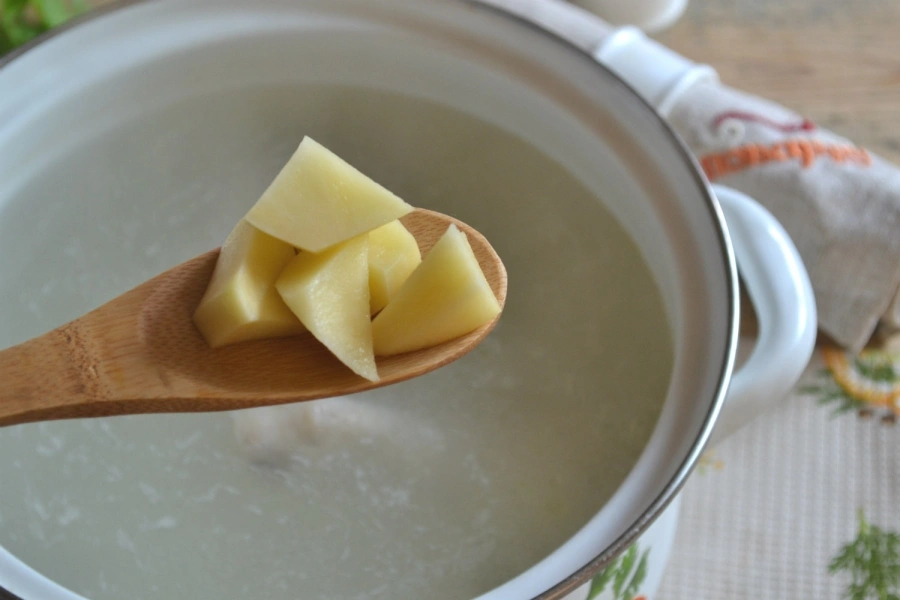 Шаг 2: Куриный суп с вермишелью