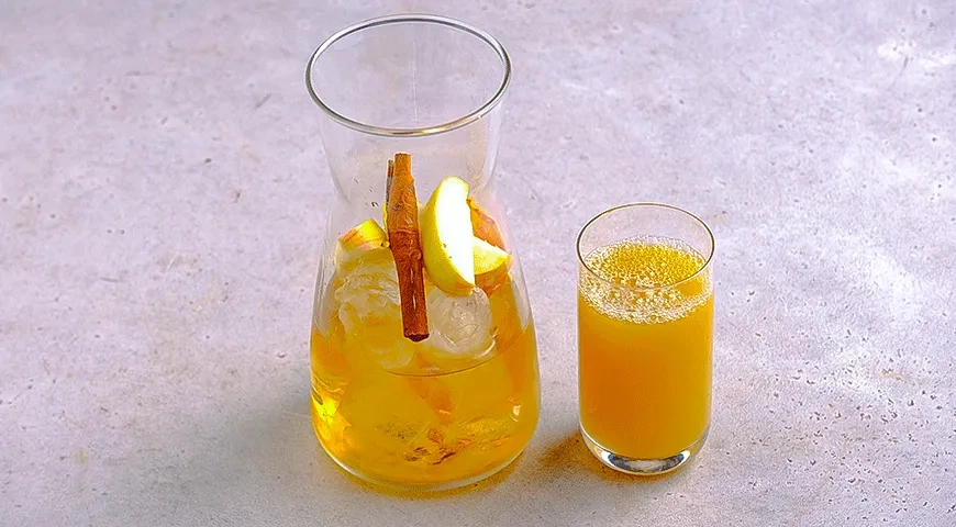 Лимонад яблочно-ананасовый «Зимнее яблоко»: шаг 2