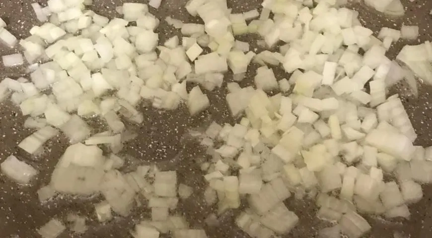 Макароны по-флотски с фаршем из индейки: шаг 2