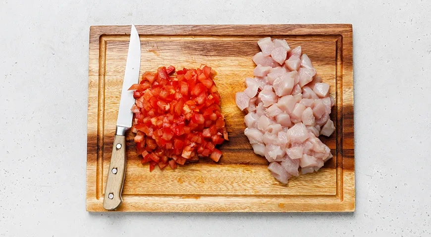 Макароны с курицей и овощами: шаг 2