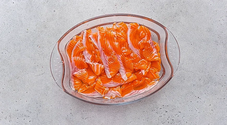 Малосольный лосось быстро приготовленный: шаг 2