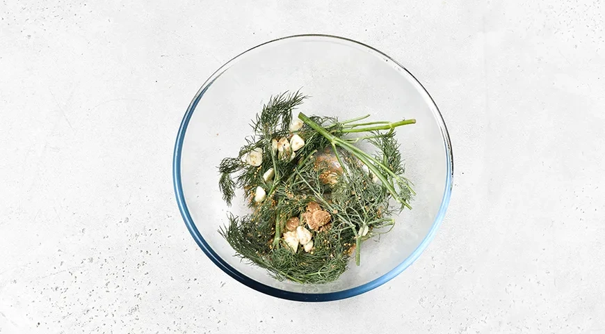 Маринованные зеленые помидоры быстрого приготовления: шаг 2