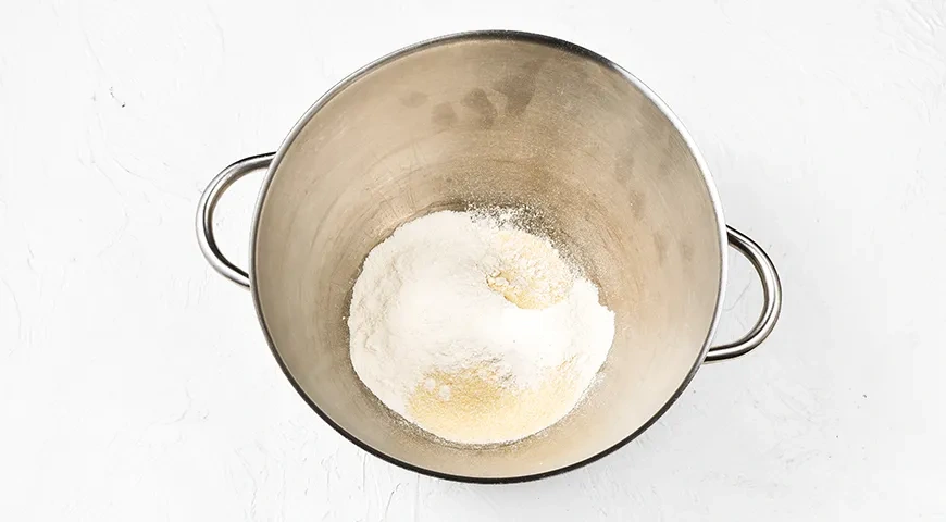 Марокканские блины с манкой: шаг 2