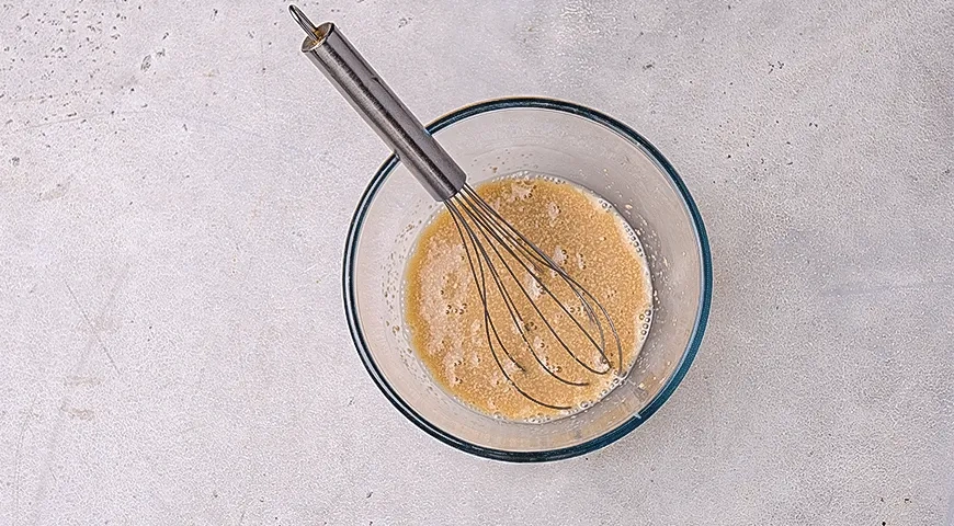 Мини-штоллены с домашним марципаном: шаг 2