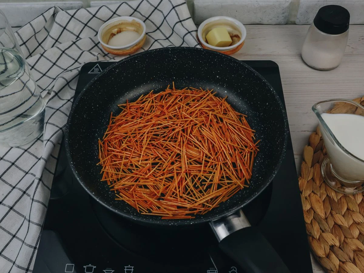 Шаг 2: Молочный суп с вермишелью