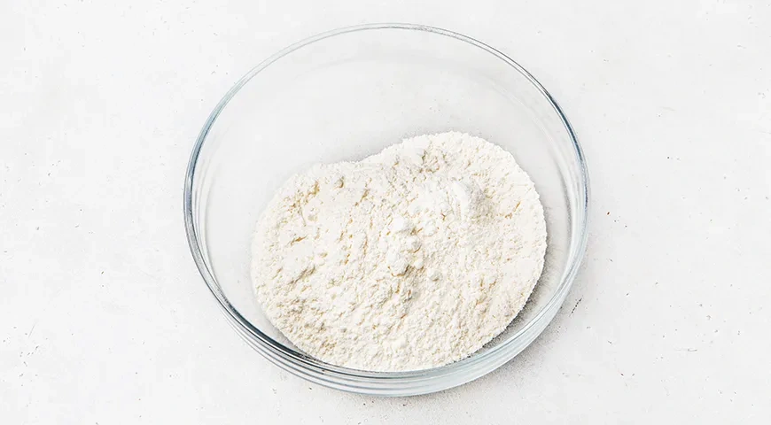 Насыпной пирог с яблоками и творожной начинкой: шаг 2