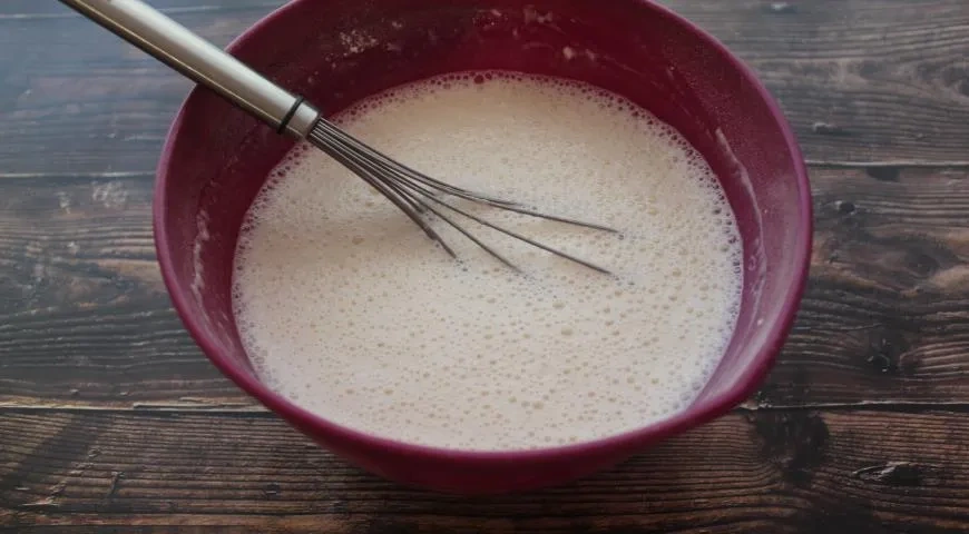 Нежные блинчики на 14 февраля с джемом "Махеевъ": шаг 2