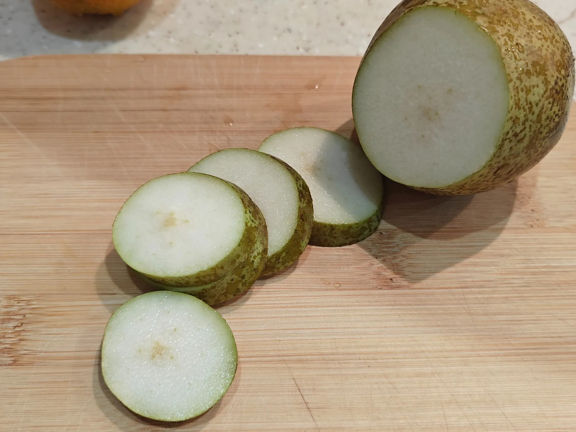 Шаг 2: Облепиховый чай с грушей