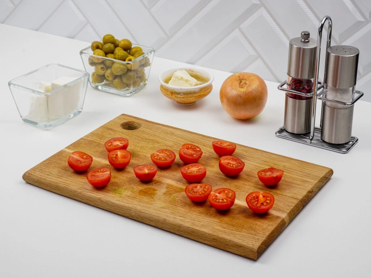 Шаг 2: Омлет по-гречески