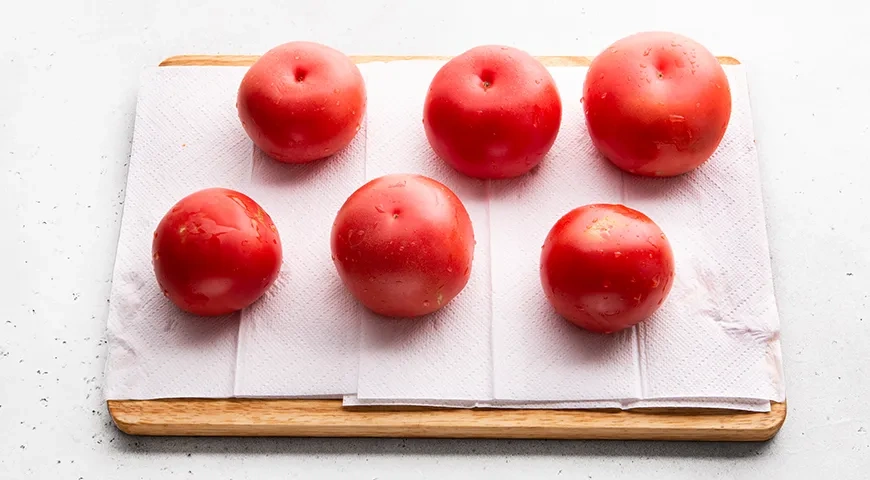 Острый Горлодер из помидоров с чесноком на зиму: шаг 2