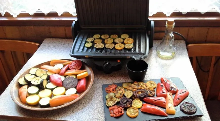 Овощи-гриль с ароматной заправкой: шаг 2