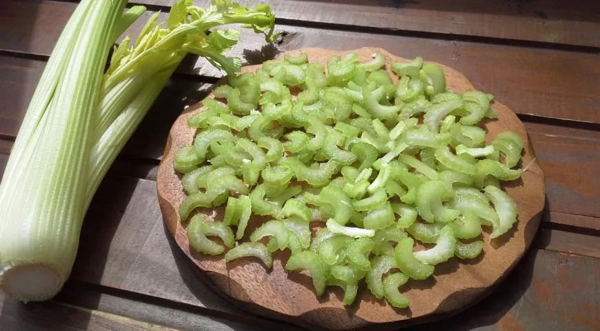 Овощной жиросжигающий суп "Похудей-ка": шаг 2