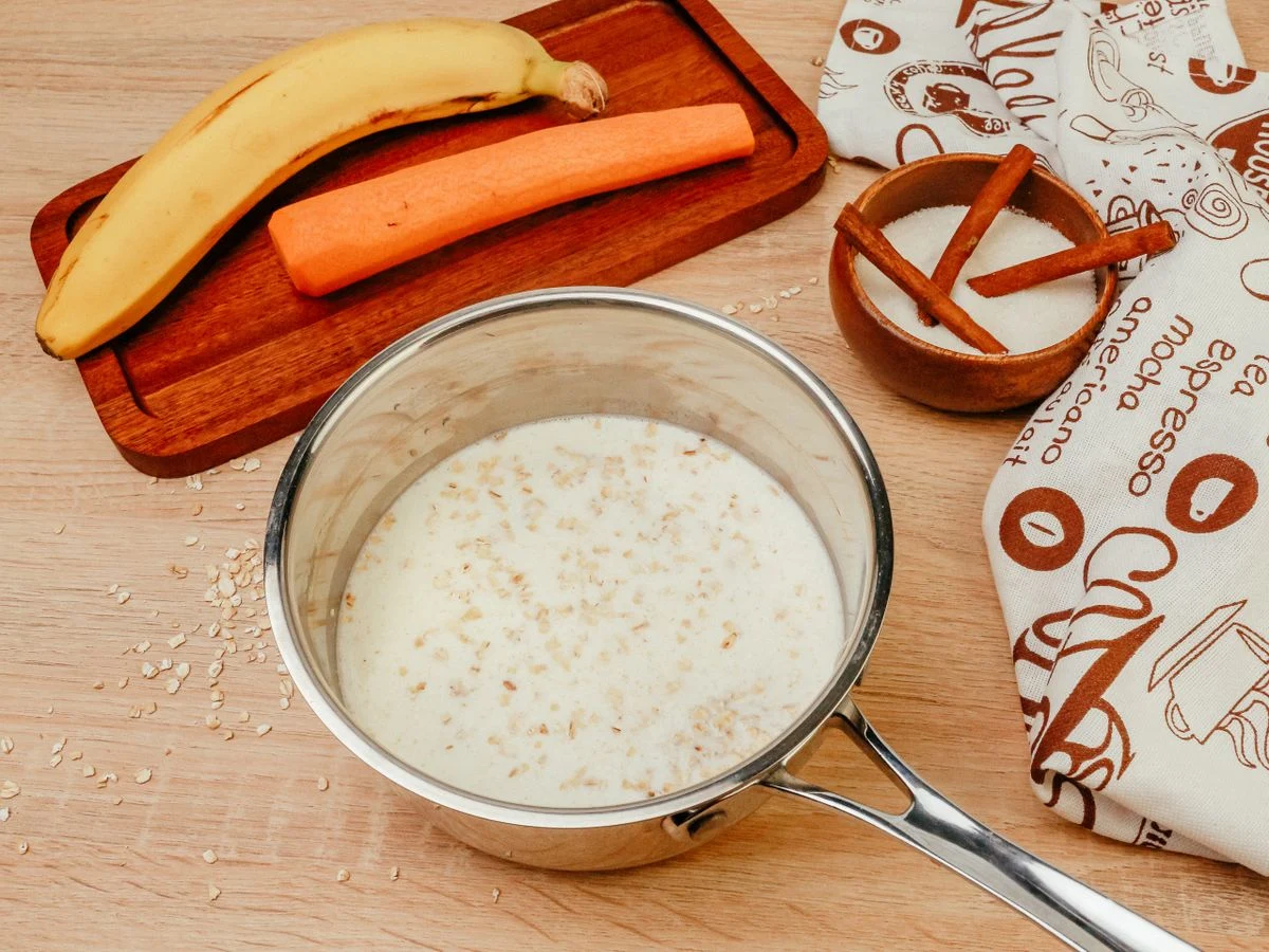 Шаг 2: Овсянка с бананом, корицей и морковью