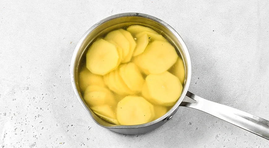 Пангасиус с картошкой в духовке: шаг 2