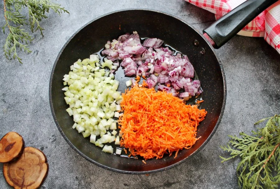 Шаг 2: Паста болоньезе классическая