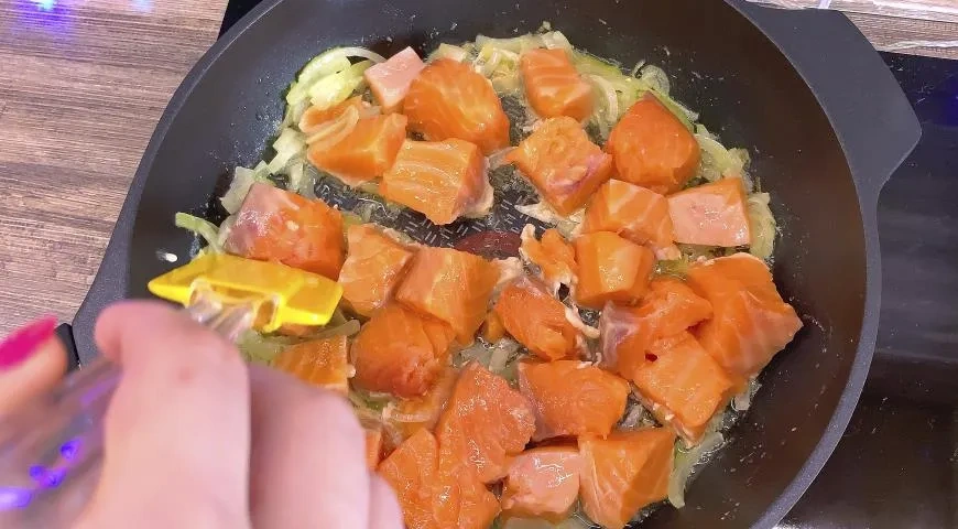 Паста с лососем: шаг 2