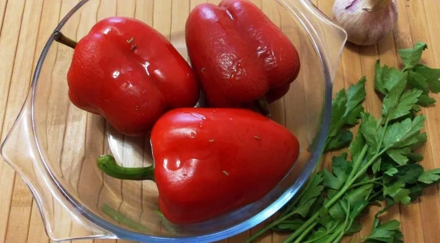 Печеный болгарский перец в ароматной заливке: шаг 2