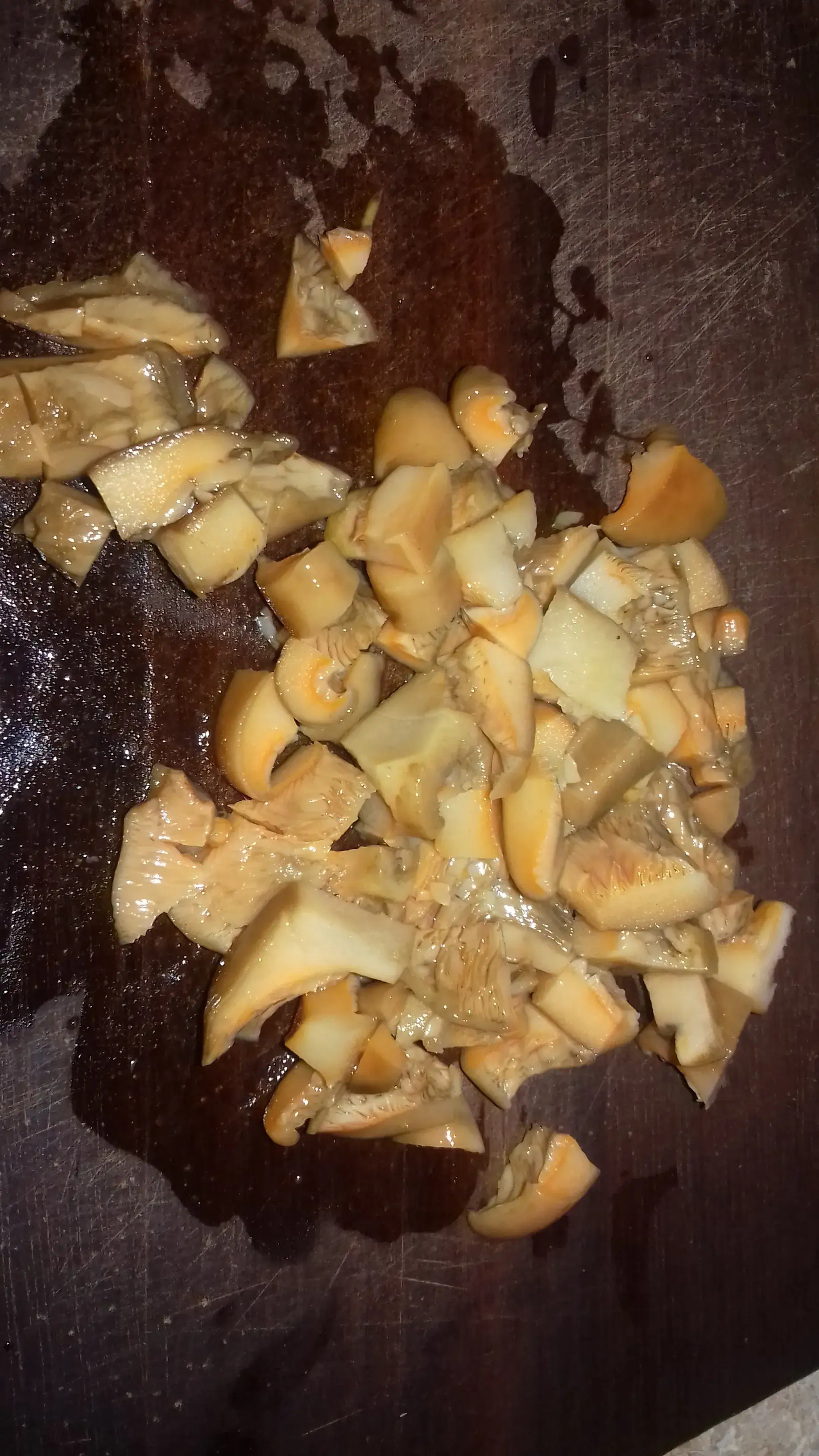 Помидоры, фаршированные фасолью и грибами: шаг 2