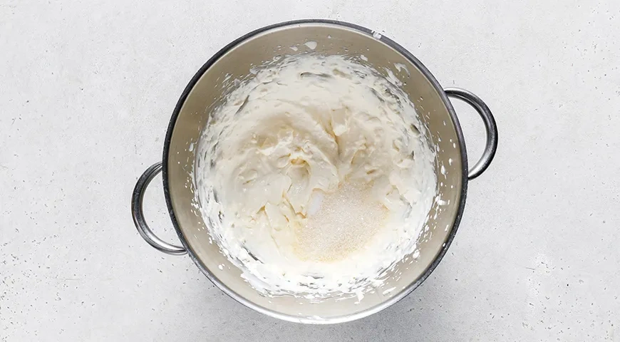 Пышки на сметане в духовке: шаг 2