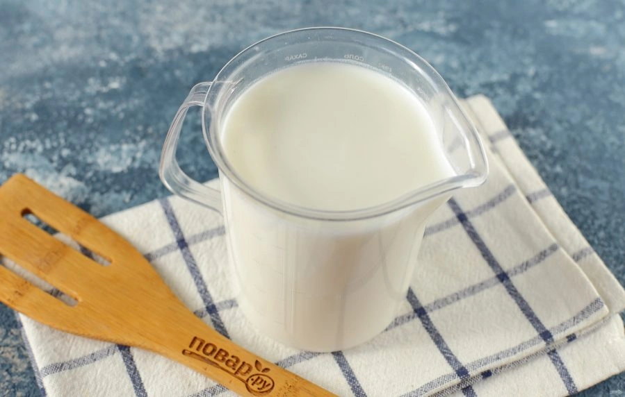 Шаг 2: Пышные без дрожжевые оладьи на кефире