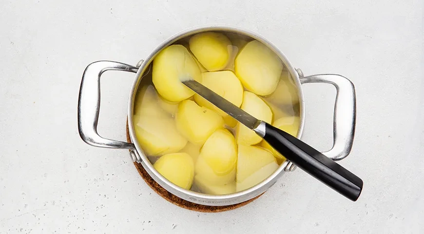 Пюре с добавлением сметаны: шаг 2