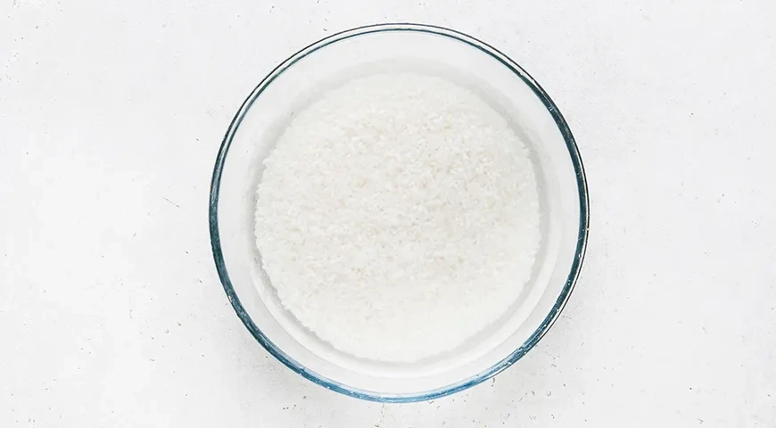 Рассыпчатый плов с курицей на сковороде: шаг 2