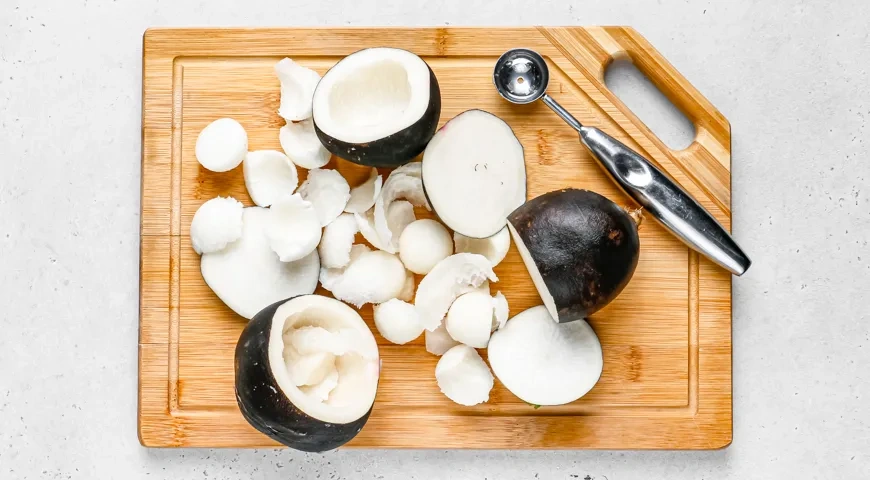 Редька с медом от кашля: шаг 2