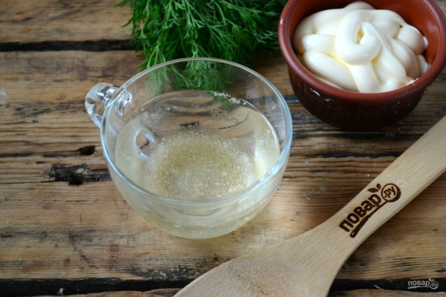 Шаг 2: Рулет сельдь в шубе