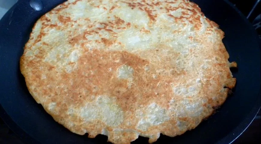 Рулеты-драники с курицей и кедровыми орешками: шаг 2