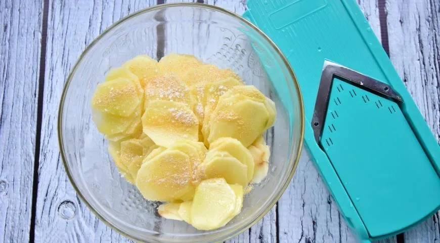 Рыба запеченная с картофелем: шаг 2