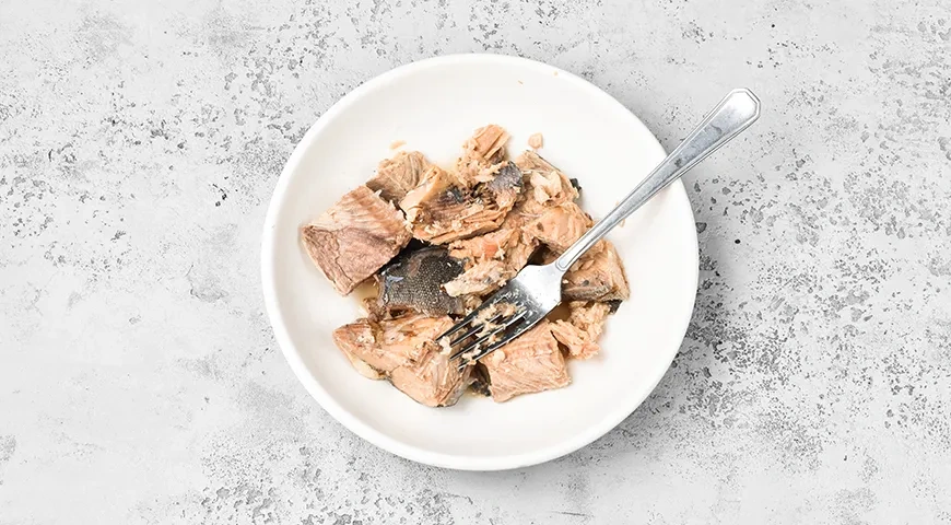 Салат Ленивая мимоза: шаг 2