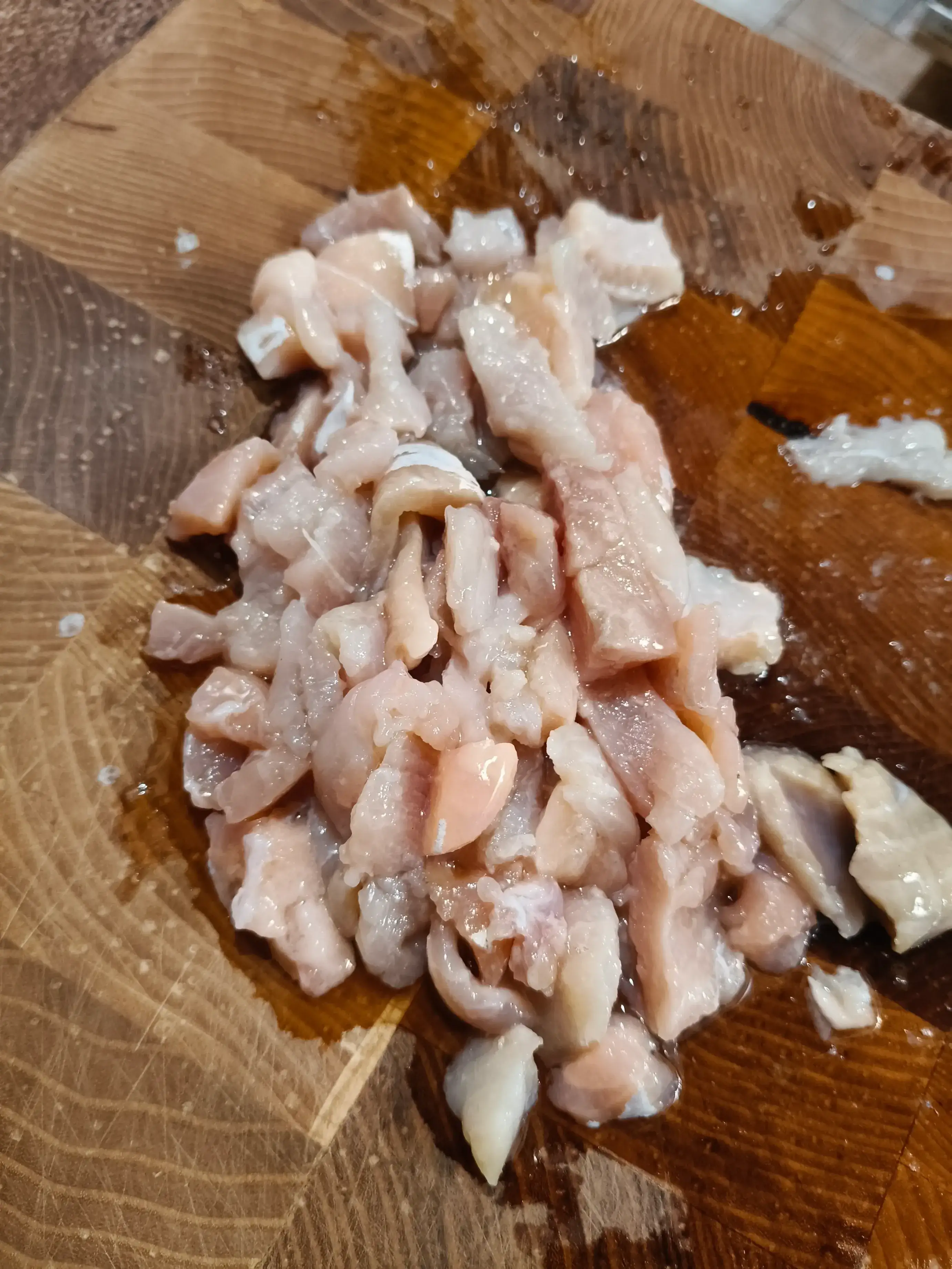 Салат с форелью: шаг 2