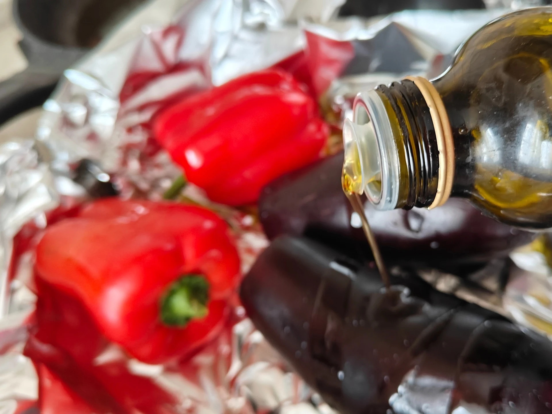 Шаг 2: Салат с гребешками и запеченными овощами