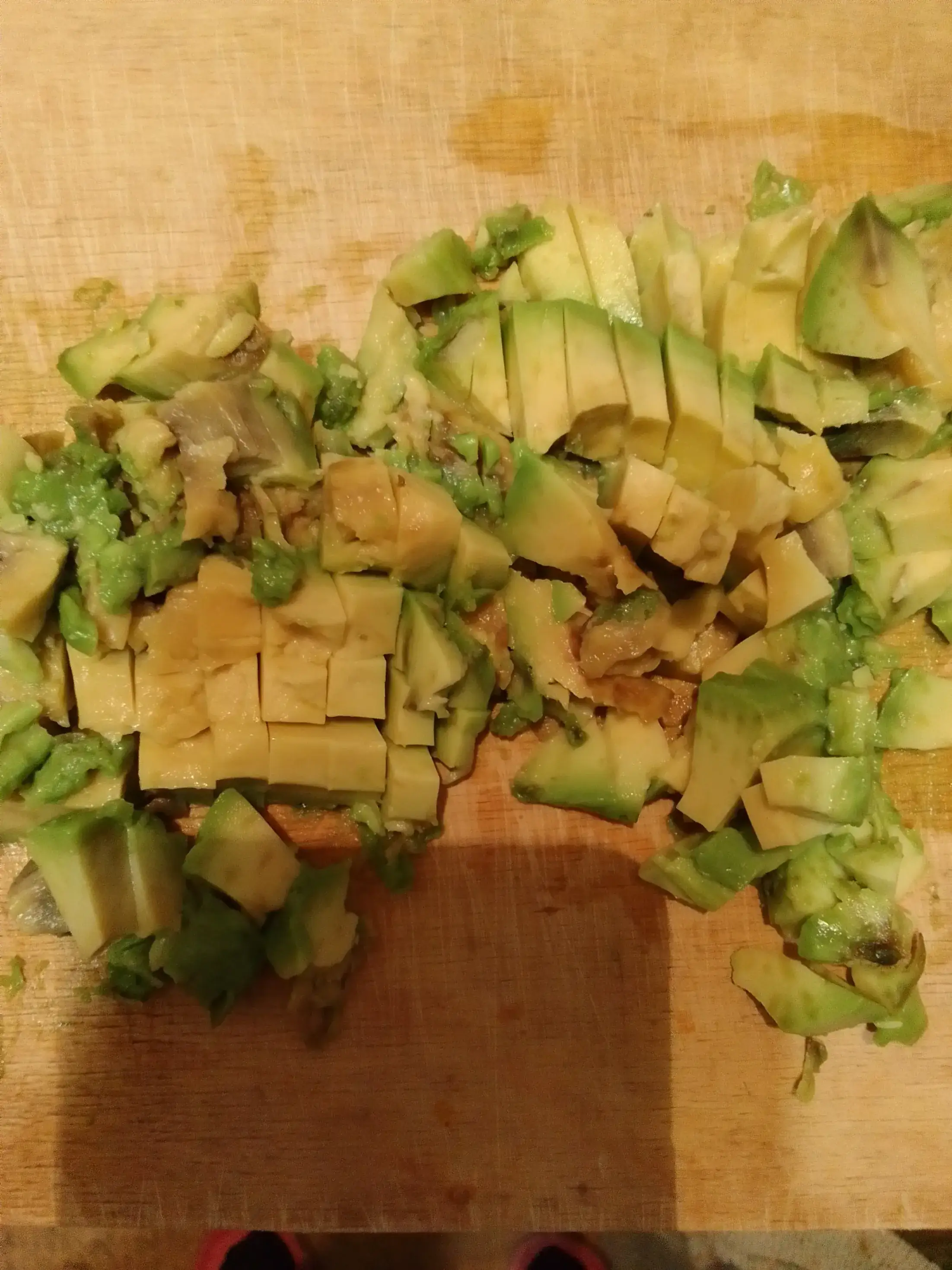 Салат с клубникой и креветками: шаг 2