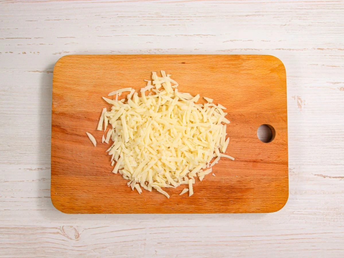 Шаг 2: Салат с ветчиной по-венгерски