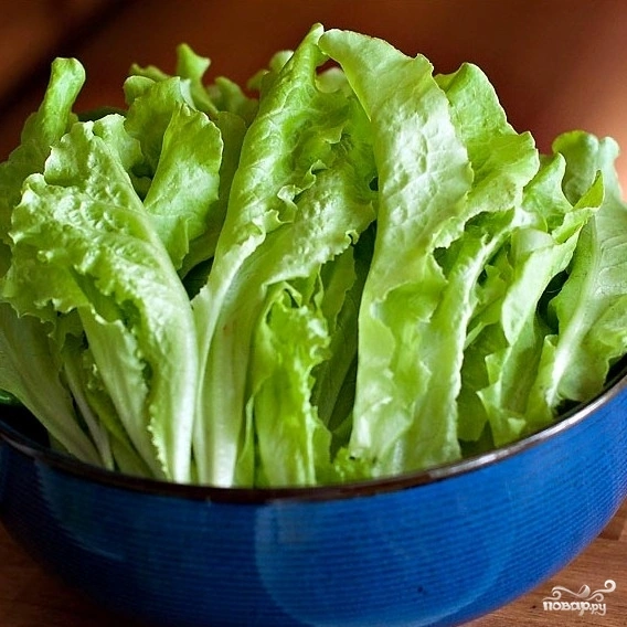 Шаг 2: Салат цезарь классический