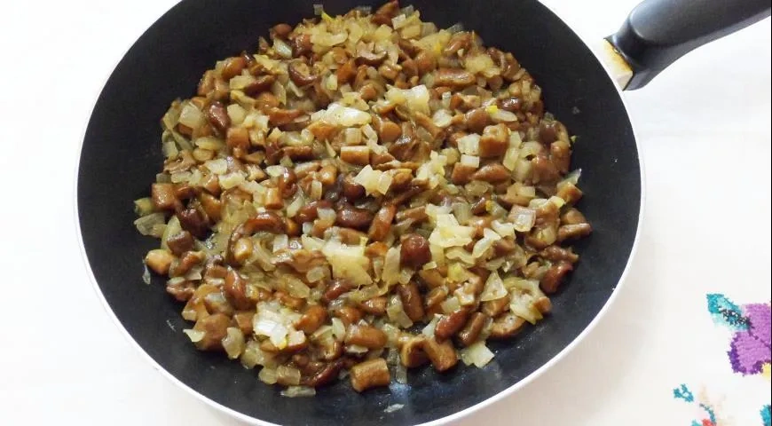 Шаньги с картофелем и грибами: шаг 2