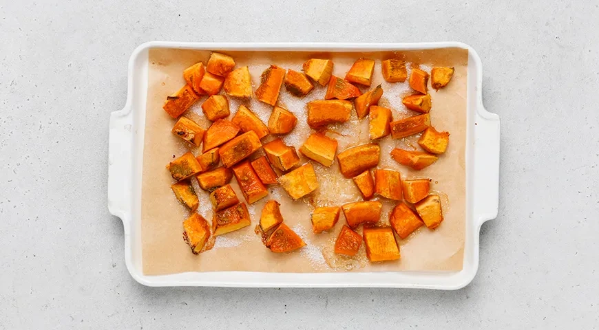 Шарлотка с тыквой и корицей: шаг 2