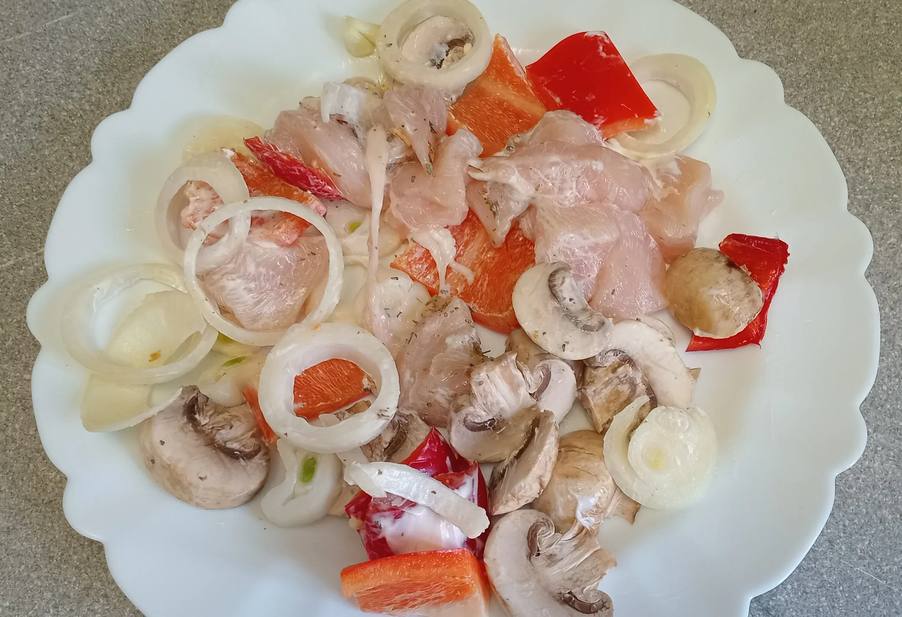 Шашлыки из куриного филе с овощами: шаг 2