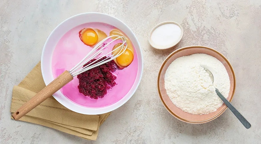 Свекольные блинчики с курицей и салатом из авокадо: шаг 2