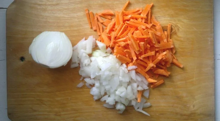 Свекольный суп с щавелем: шаг 2