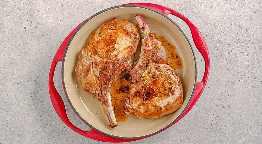 Свинина с виноградом: шаг 2