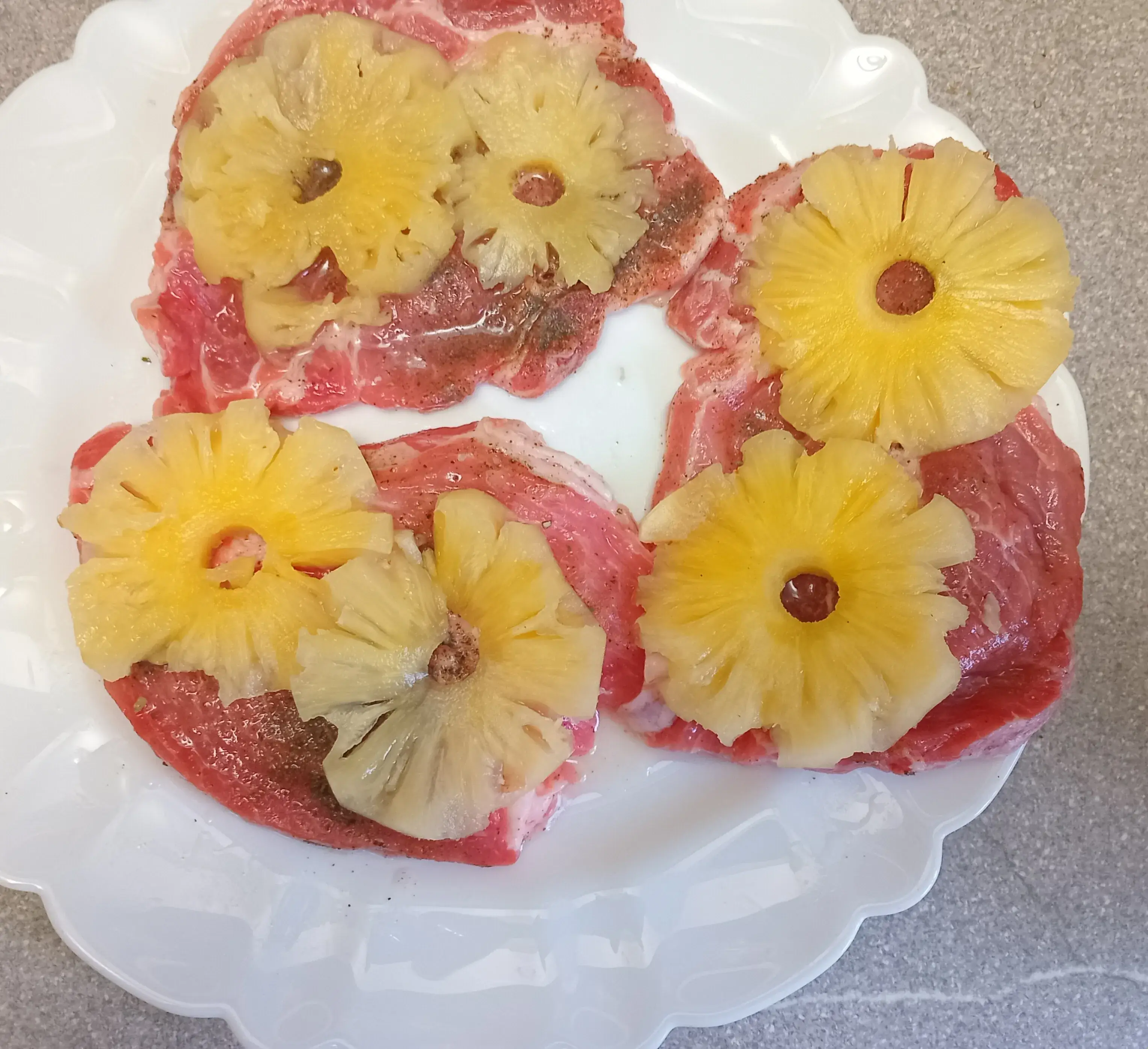 Свиной шницель под ананасами с сыром: шаг 2