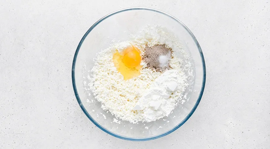 Сырники из творога без муки и манки: шаг 2